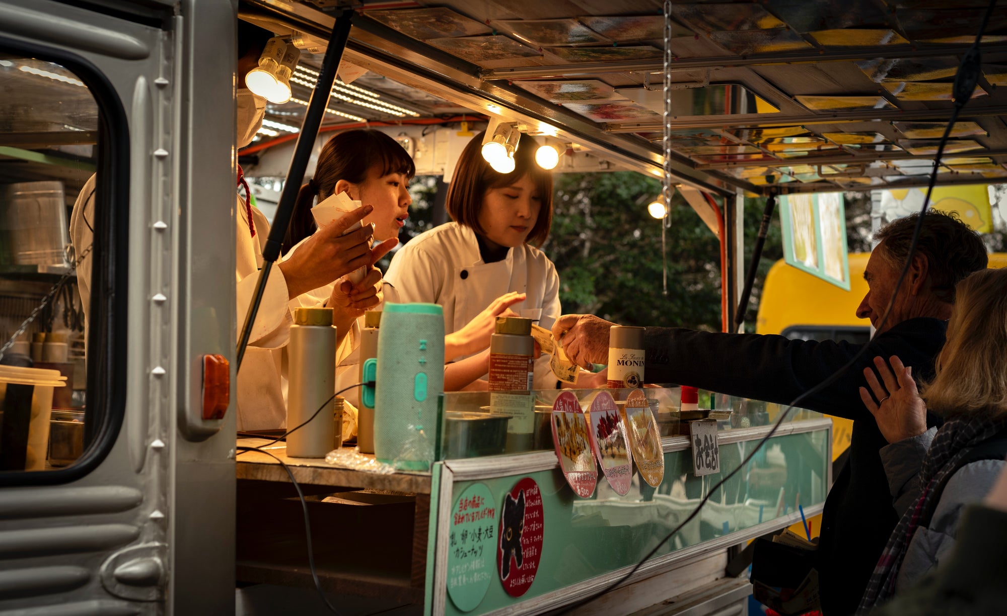 Food truck kitchen fryer oil handling system